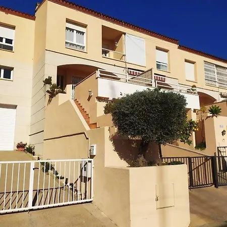 Casa Paula Aroa *